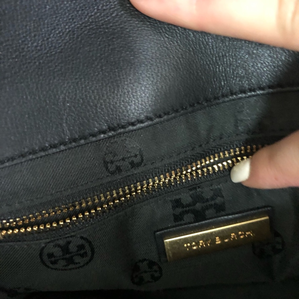 Tory Burch Fleming Convertible Crossbody - Picture 5 of 16
